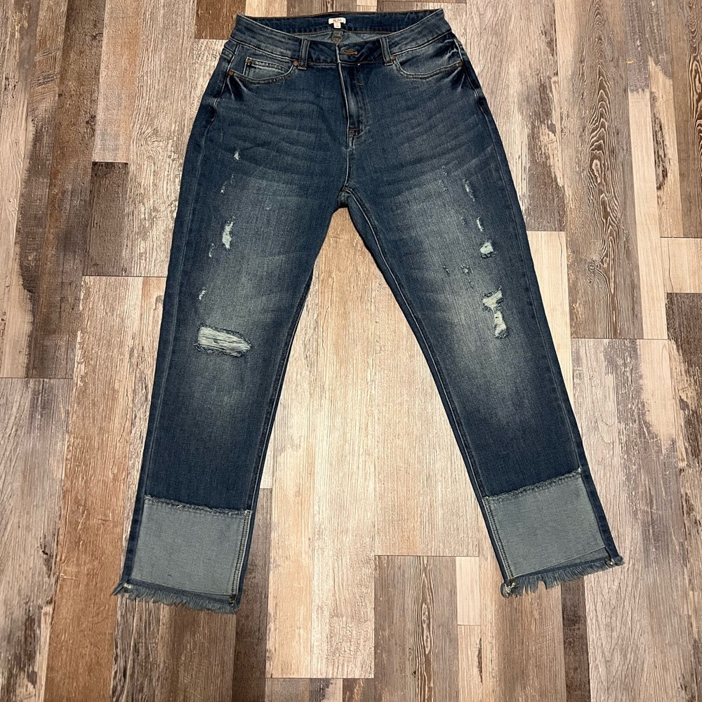 Reba size 8 Stylish Distressed Denim Jeans